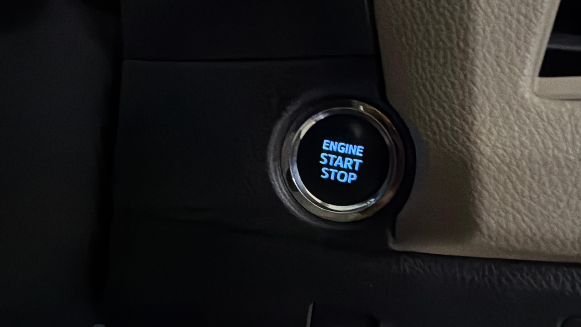 Used 2014 Toyota Corolla Altis Used 2014 Toyota Corolla Altis
