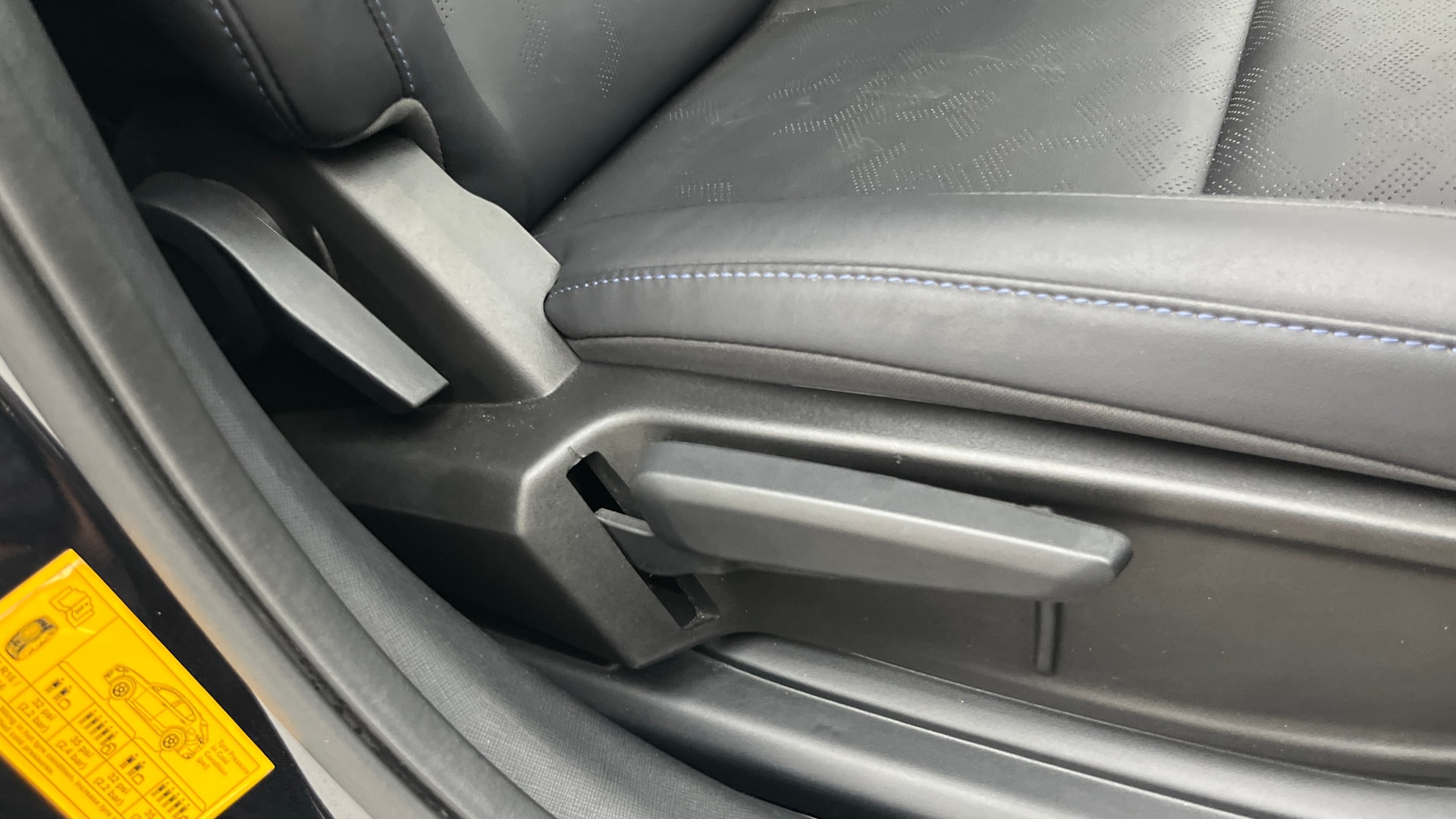 Used 2025 Tata Altroz Used 2025 Tata Altroz