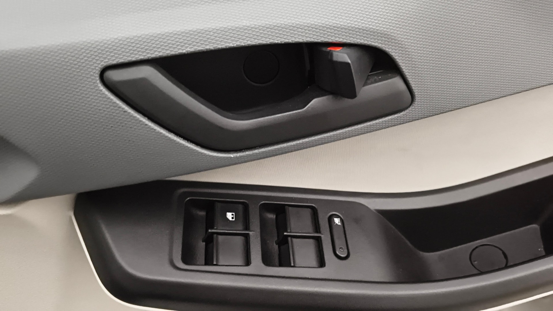 Used 2025 Tata Tiago Used 2025 Tata Tiago