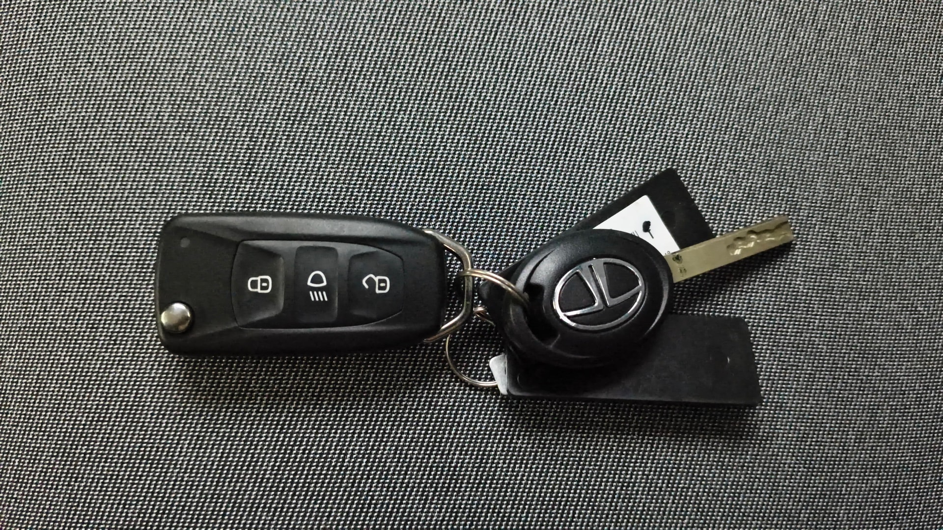 Used 2025 Tata Tiago Used 2025 Tata Tiago