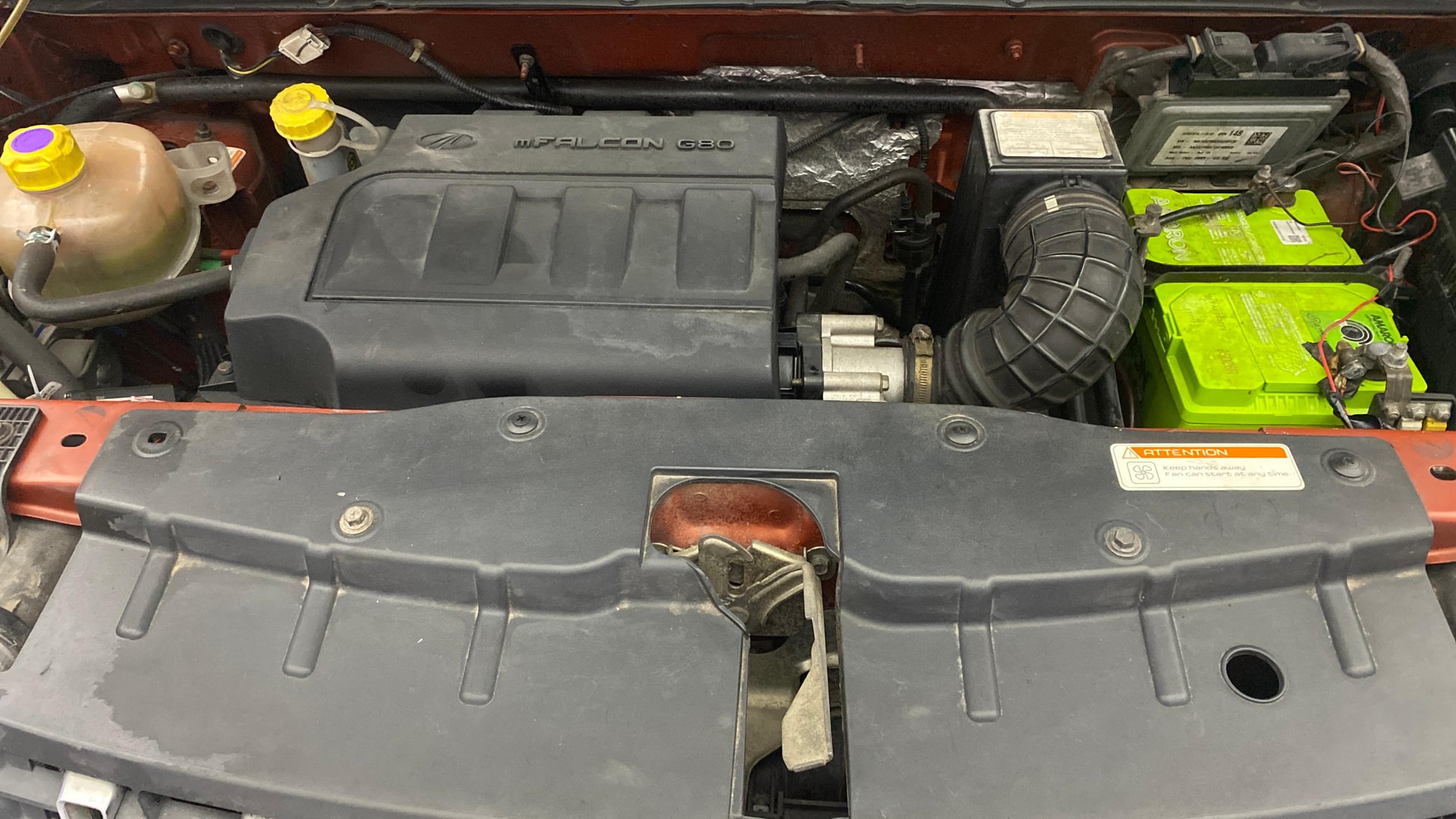Used 2016 Mahindra KUV100 Used 2016 Mahindra KUV100