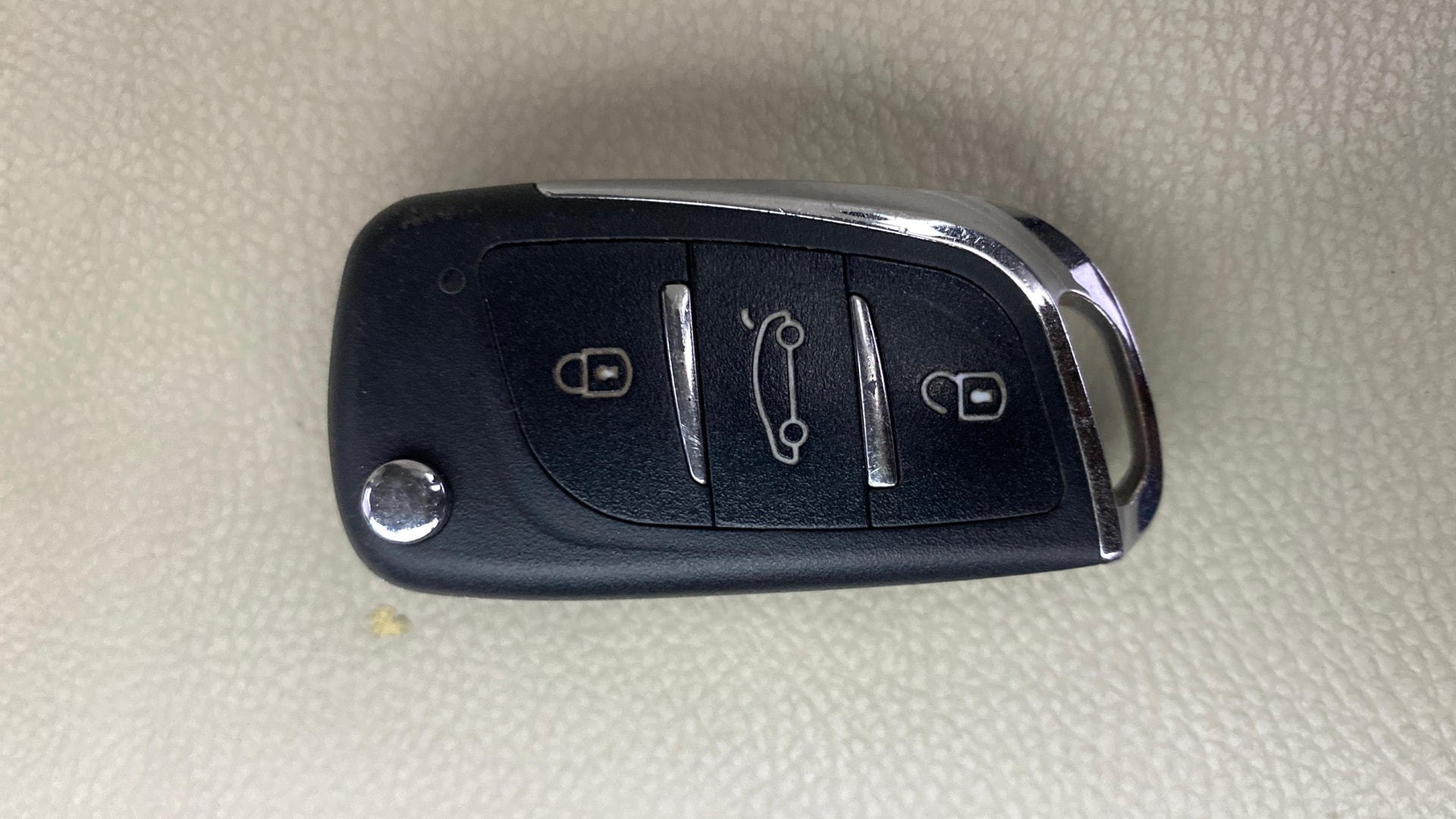 Used 2016 Mahindra KUV100 Used 2016 Mahindra KUV100
