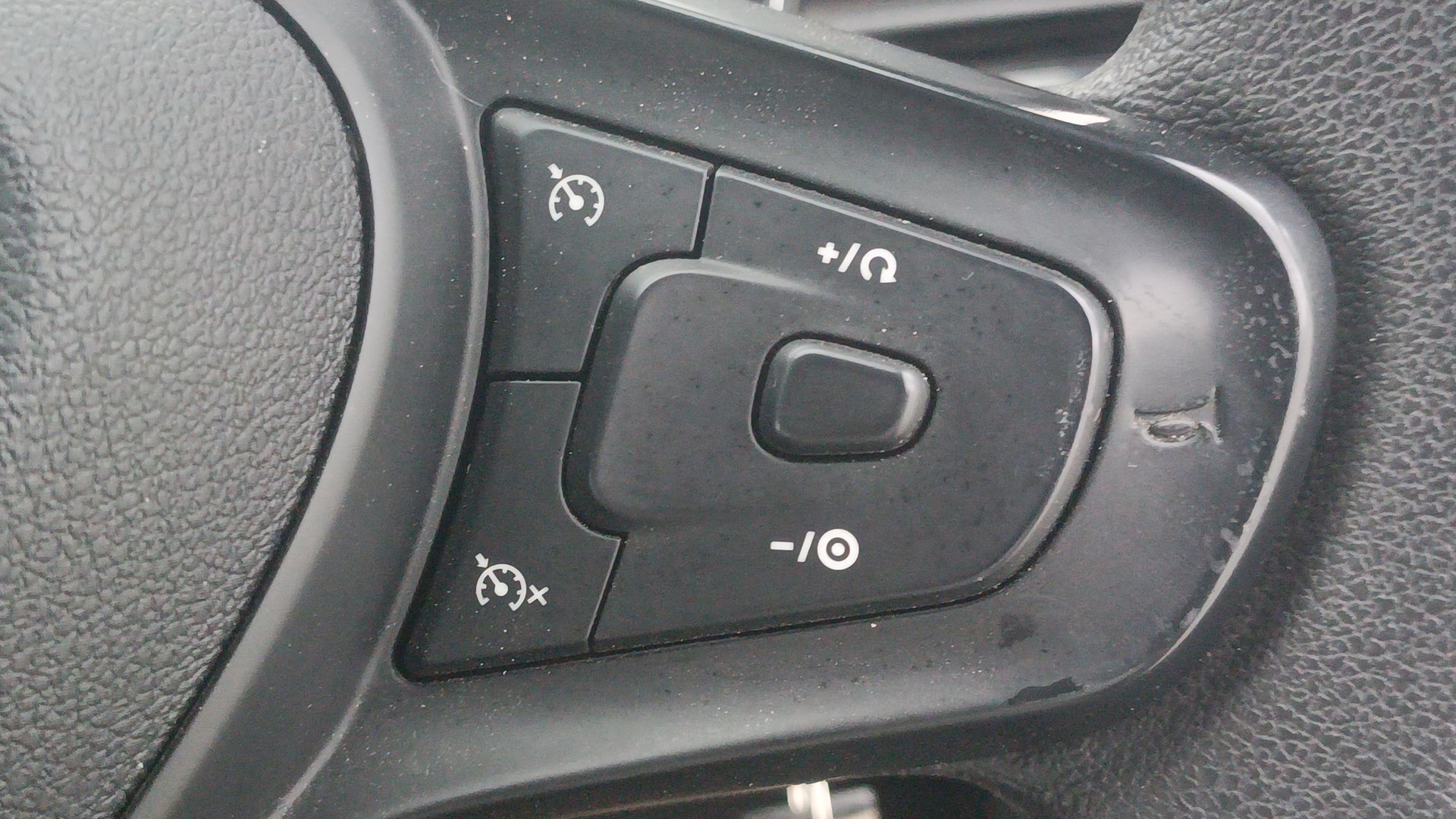 Used 2024 Tata Tiago Used 2024 Tata Tiago