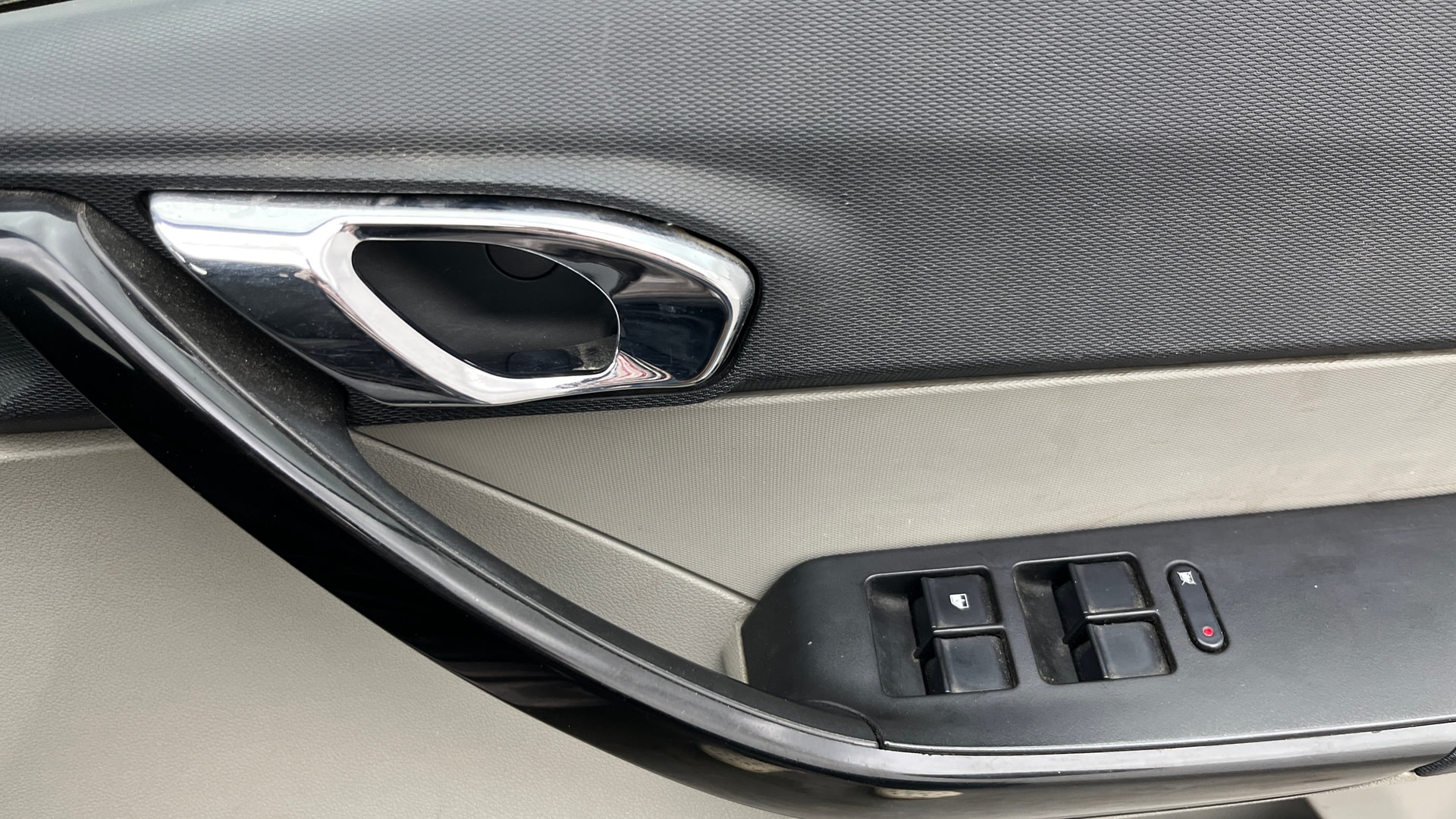 Used 2018 Tata Tiago Used 2018 Tata Tiago