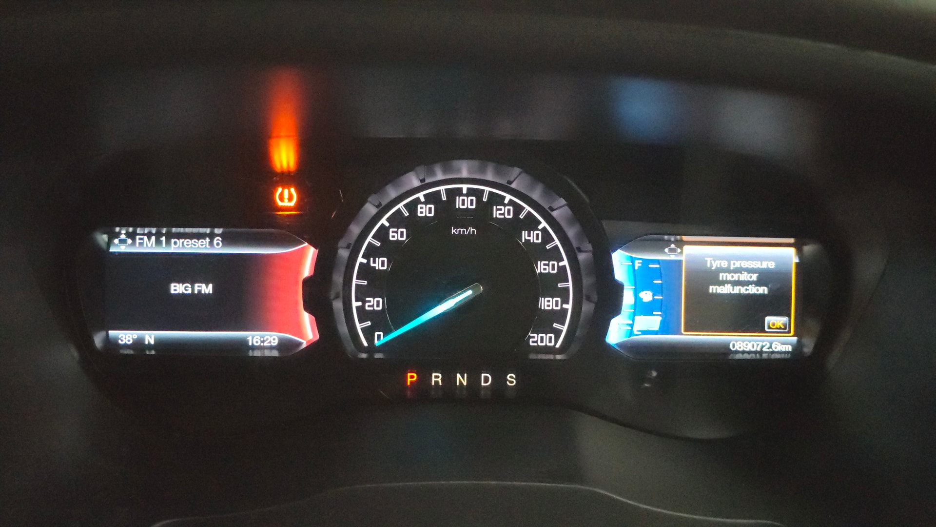 Used 2016 Ford Endeavour Used 2016 Ford Endeavour