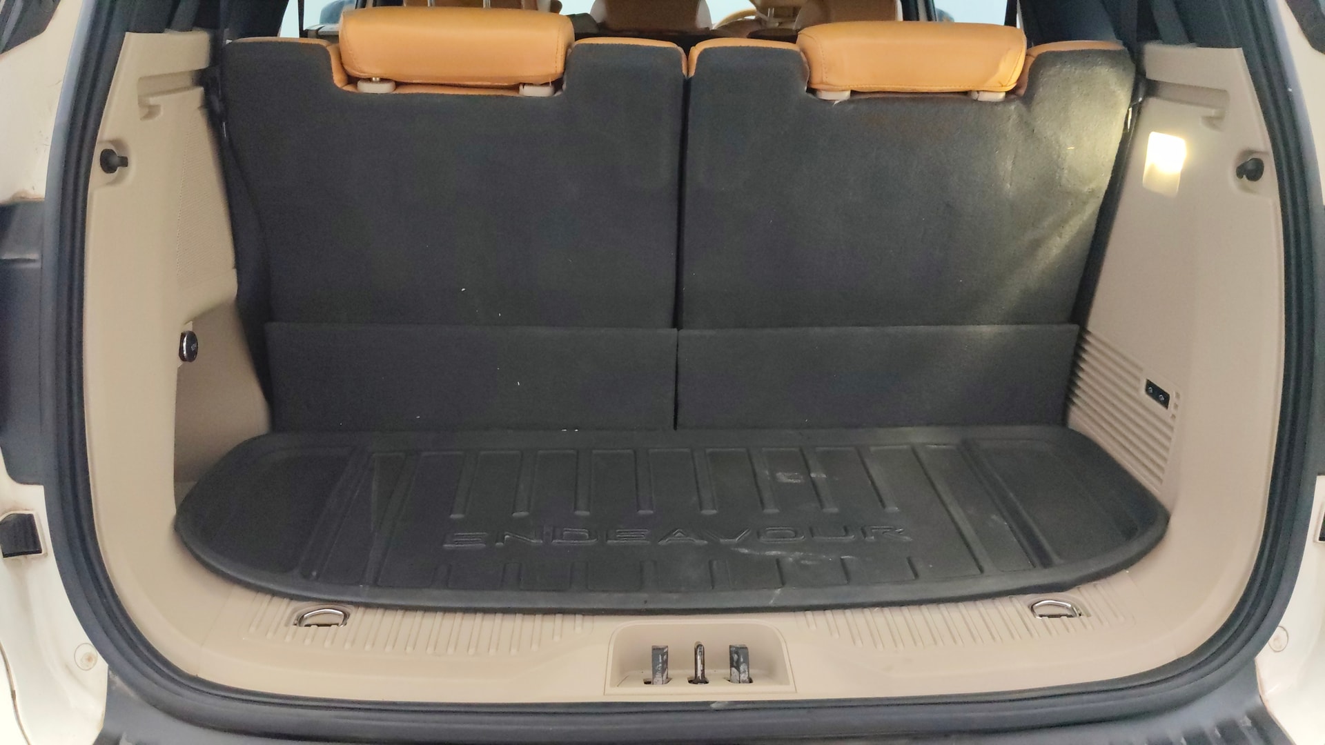 Used 2016 Ford Endeavour Used 2016 Ford Endeavour