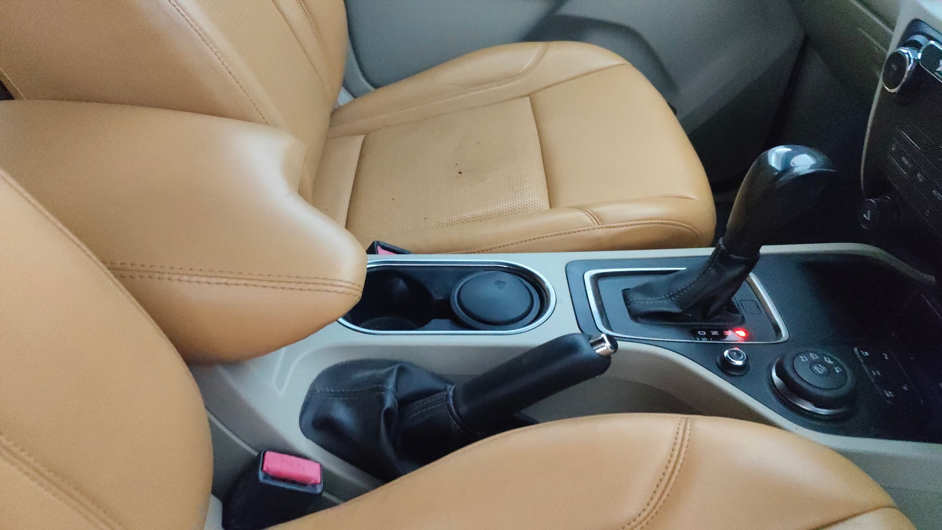 Used 2016 Ford Endeavour Used 2016 Ford Endeavour