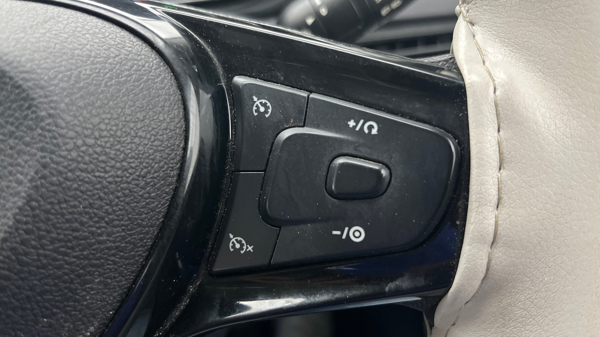 Used 2022 Tata Nexon Used 2022 Tata Nexon