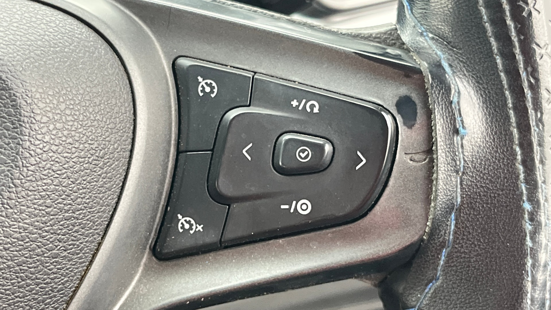 Used 2020 Tata Altroz Used 2020 Tata Altroz