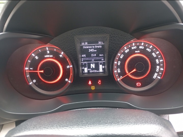 Used 2019 Mahindra XUV300 Used 2019 Mahindra XUV300