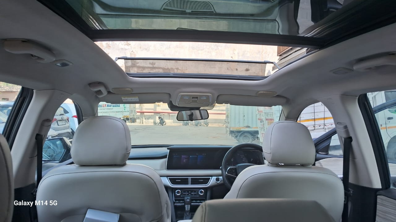 Used 2021 Mahindra XUV700 Used 2021 Mahindra XUV700