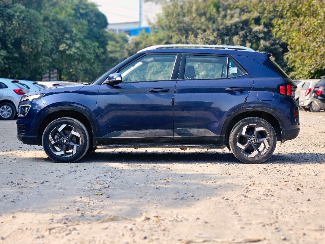 Used 2022 Hyundai Venue Used 2022 Hyundai Venue