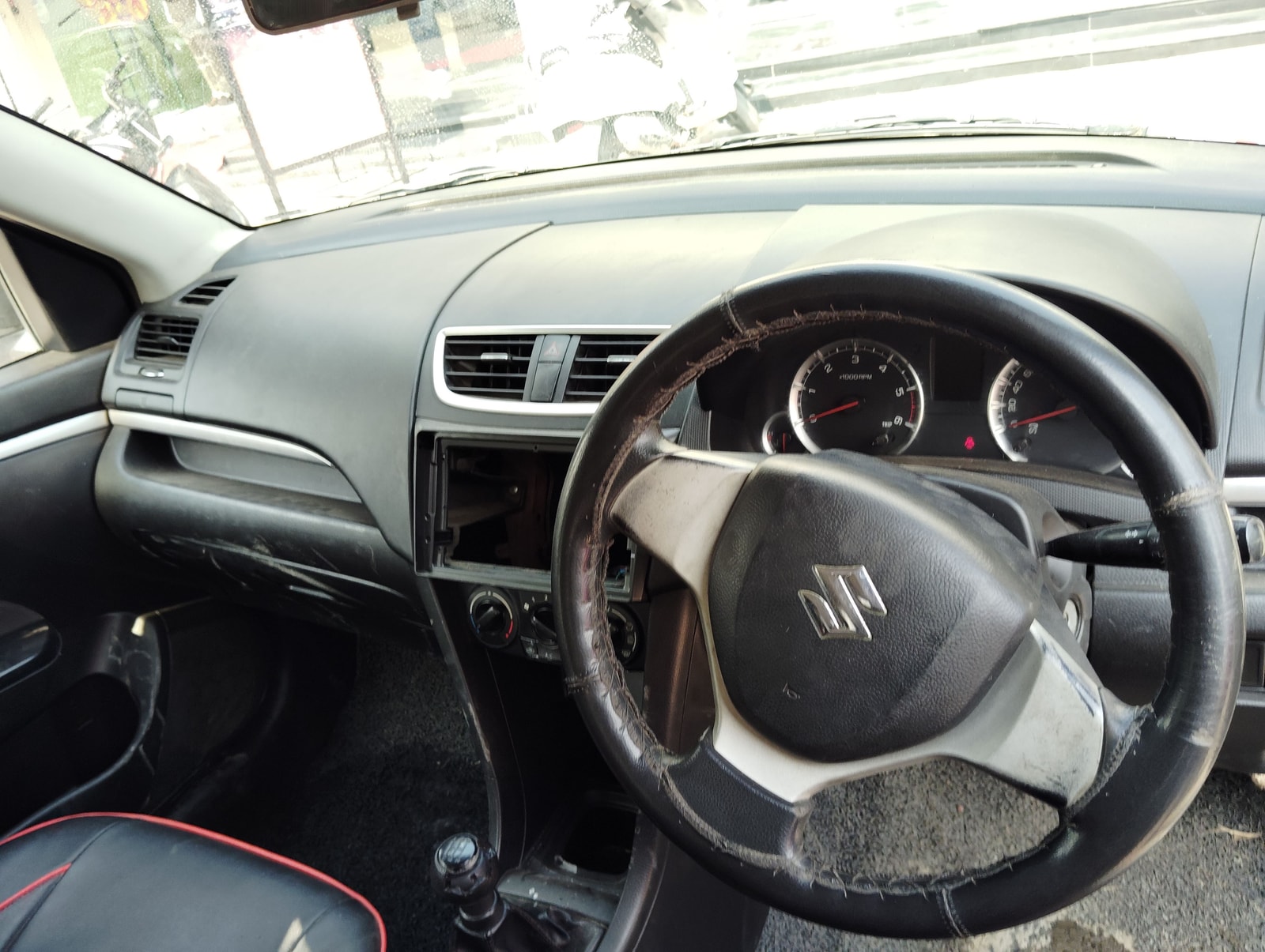 Swift image 12 Swift image 12