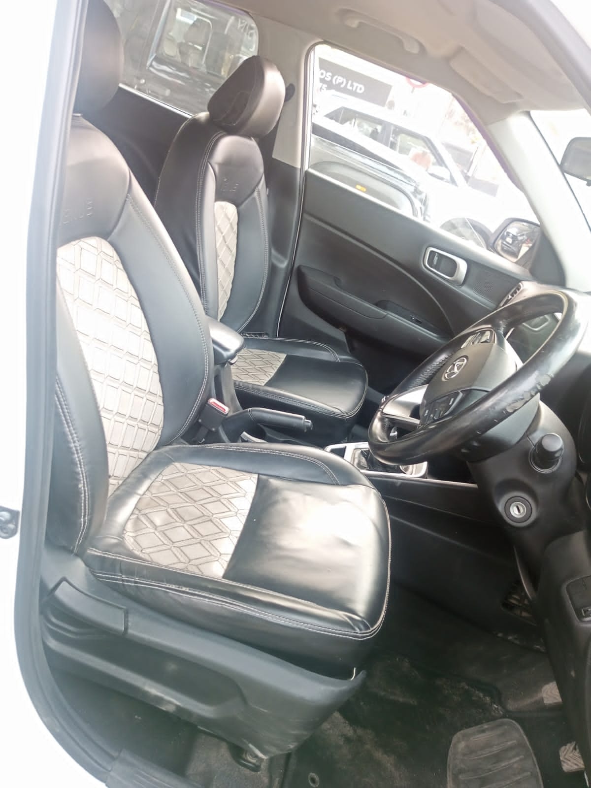 Used 2019 Hyundai Venue Used 2019 Hyundai Venue