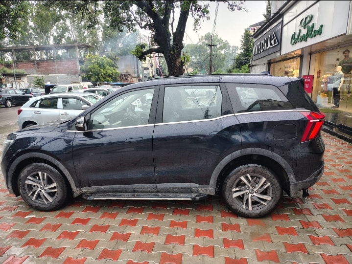 Used 2022 Mahindra XUV700 Used 2022 Mahindra XUV700