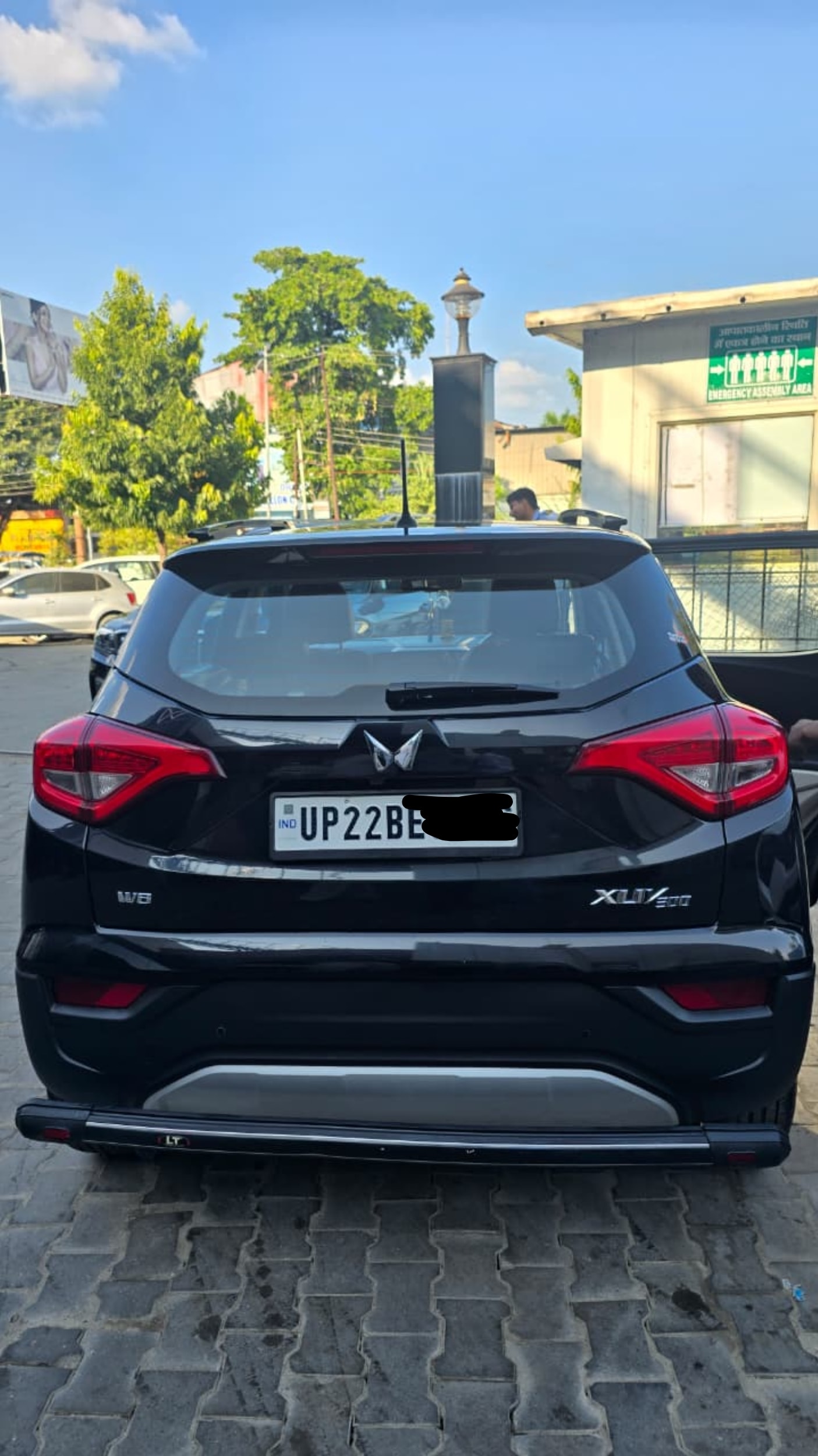 Used 2024 Mahindra XUV300 Used 2024 Mahindra XUV300