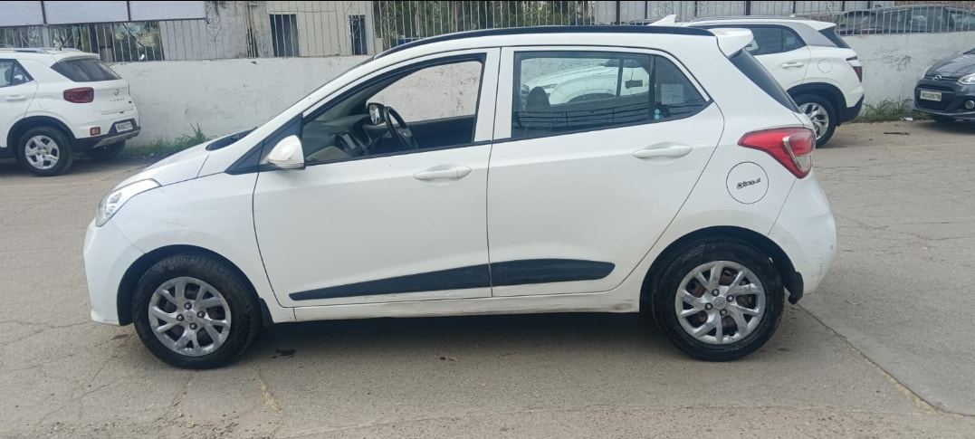 Grand i10 image 7 Grand i10 image 7