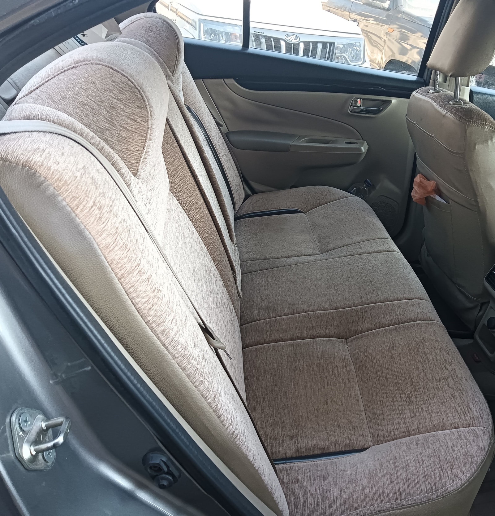 Ciaz image 12 Ciaz image 12