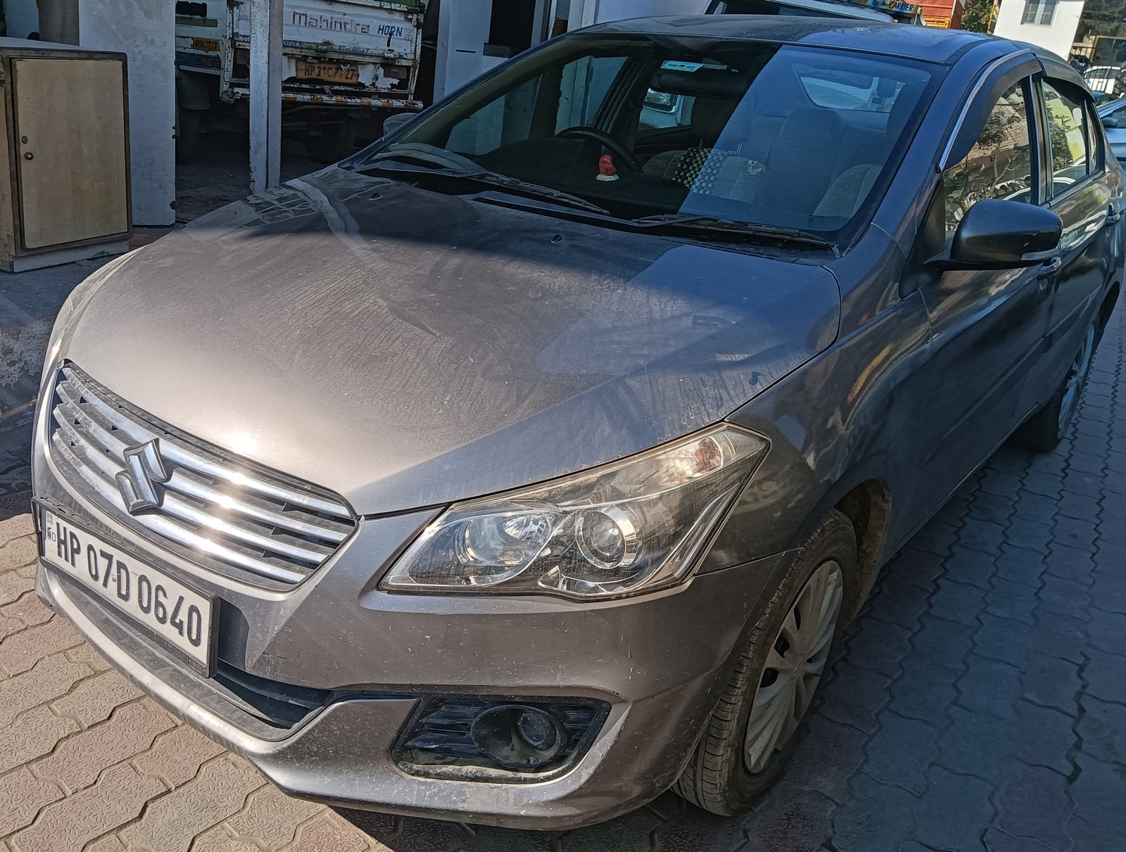 Ciaz image 1 Ciaz image 1