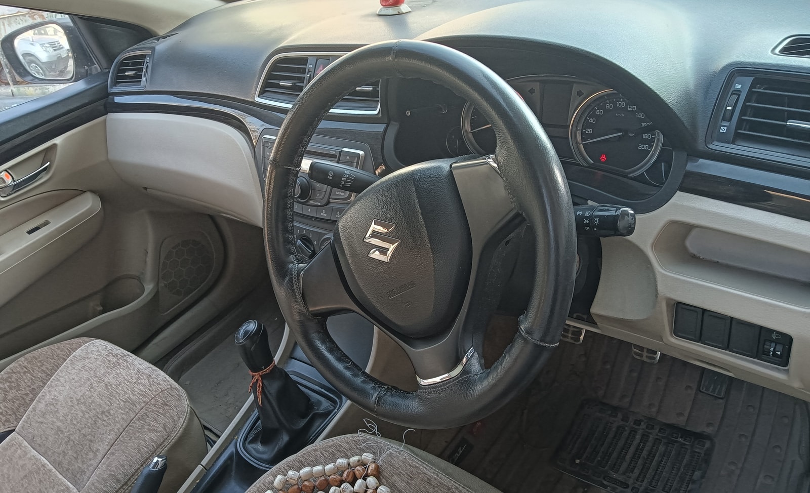 Ciaz image 9 Ciaz image 9