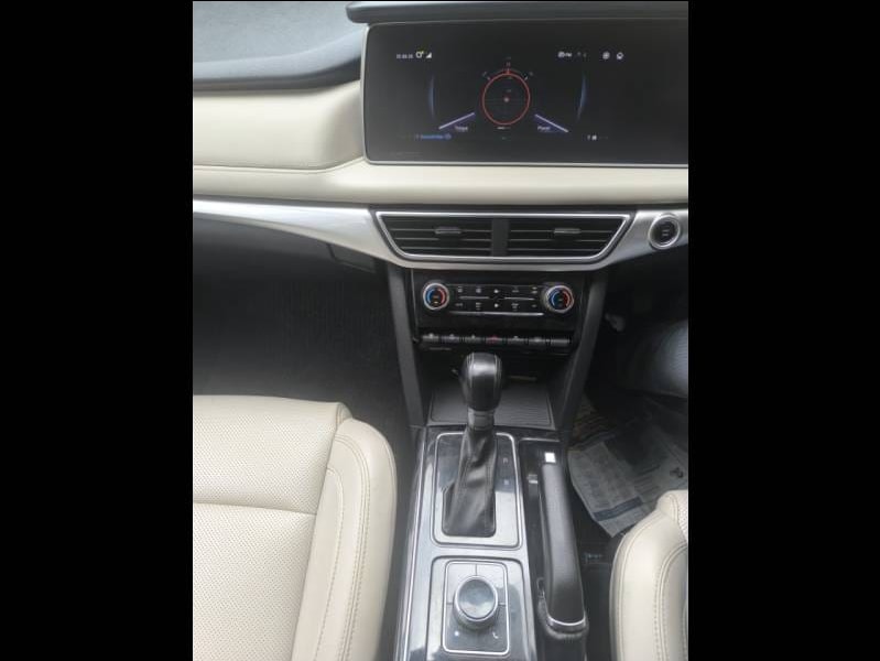 Used 2022 Mahindra XUV700 Used 2022 Mahindra XUV700