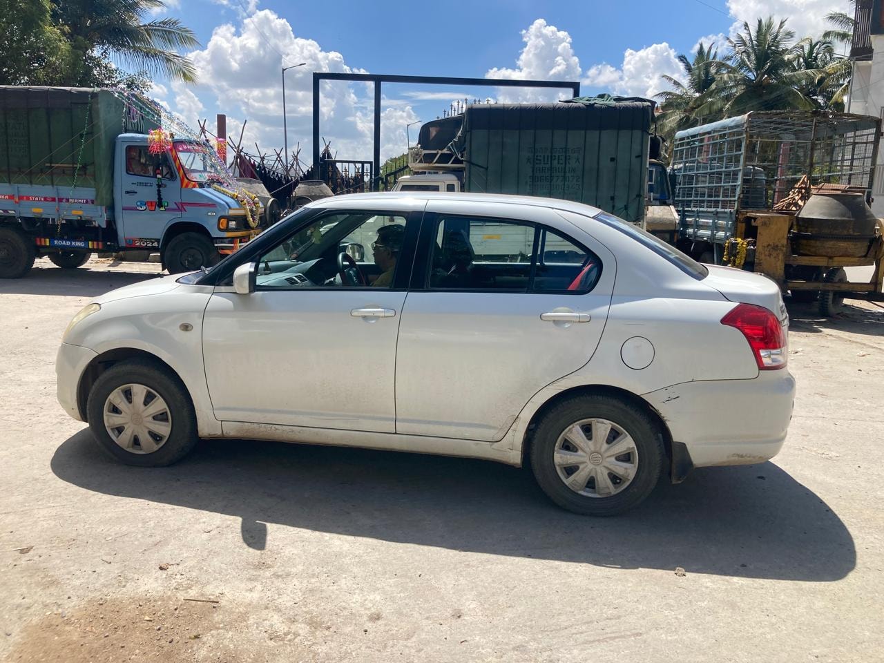 Used 2011 Maruti Suzuki Swift DZire Used 2011 Maruti Suzuki Swift DZire