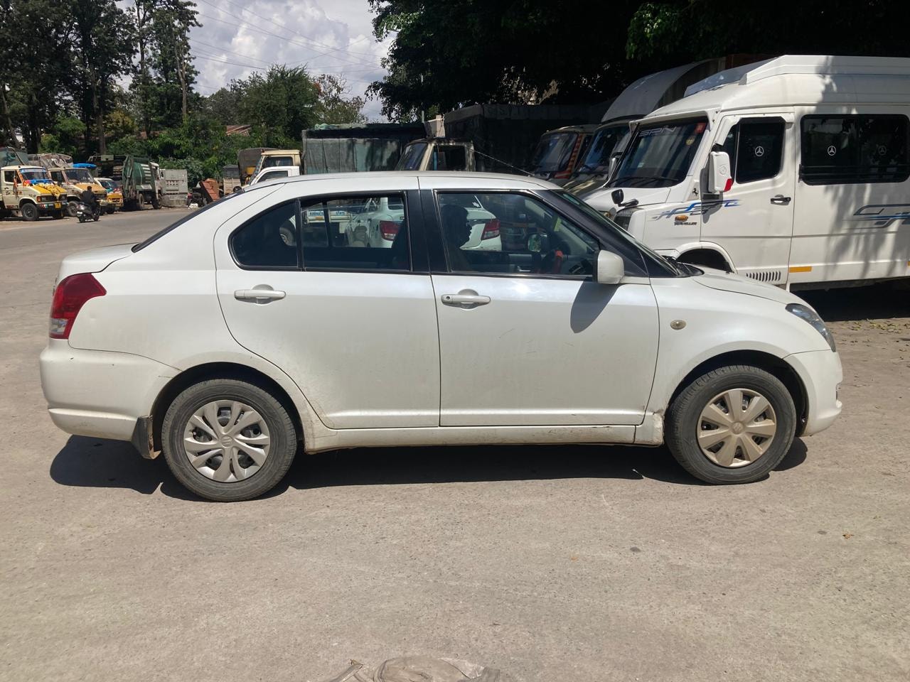 Used 2011 Maruti Suzuki Swift DZire Used 2011 Maruti Suzuki Swift DZire