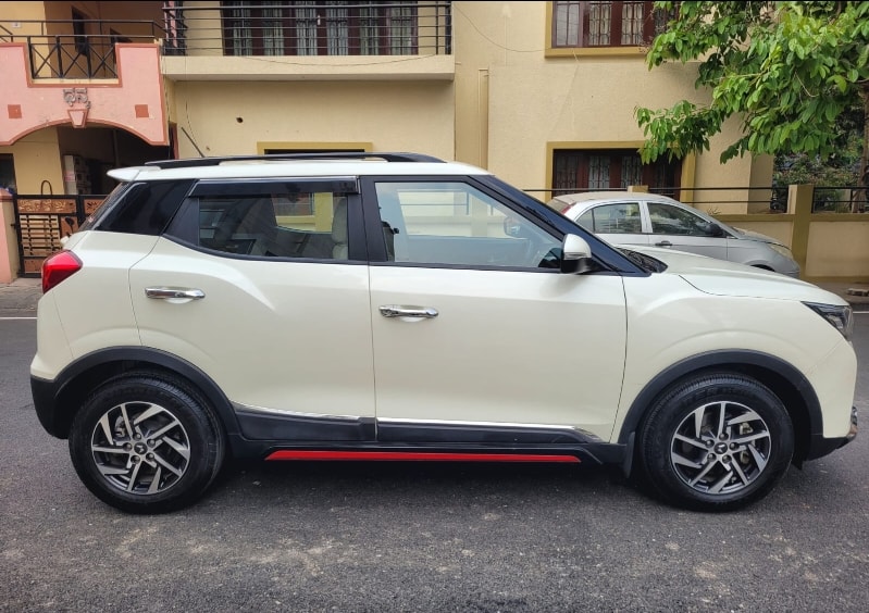 Used 2023 Mahindra XUV300 Used 2023 Mahindra XUV300