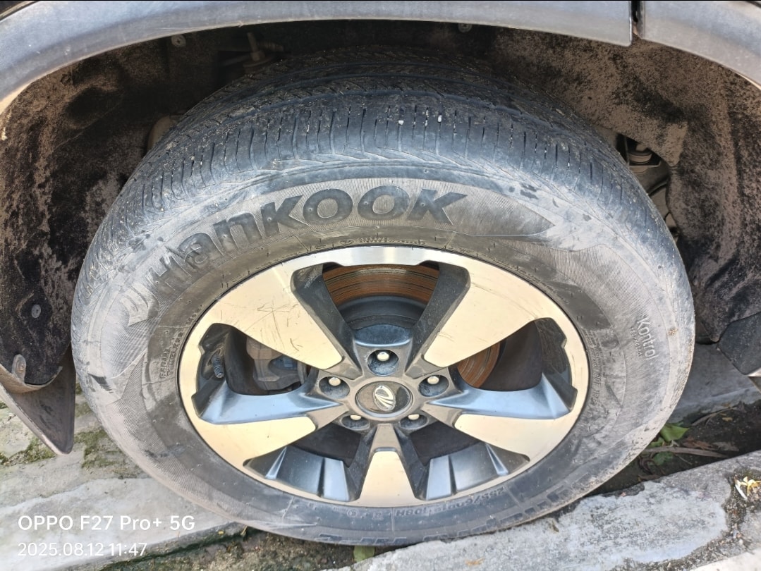 Used 2019 Mahindra Alturas G4 Used 2019 Mahindra Alturas G4