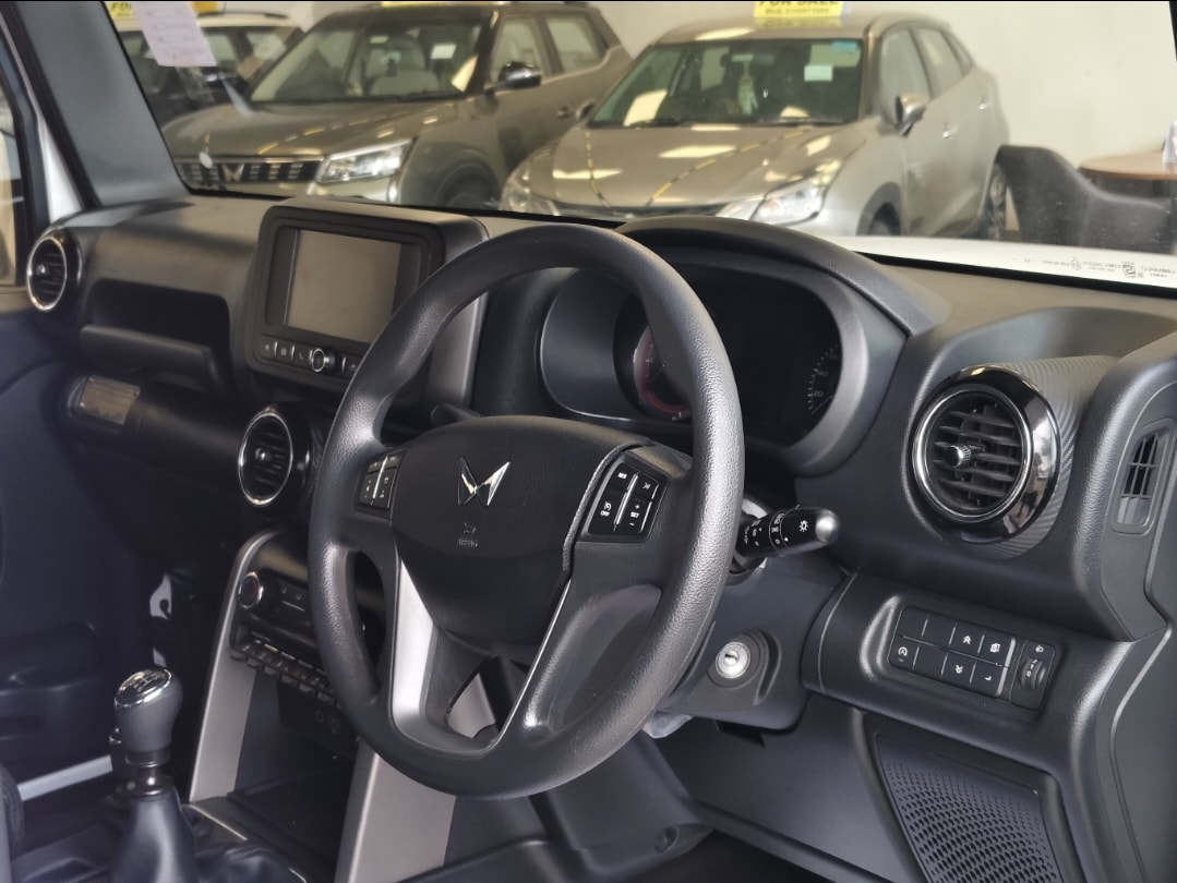 Used 2023 Mahindra Thar Used 2023 Mahindra Thar