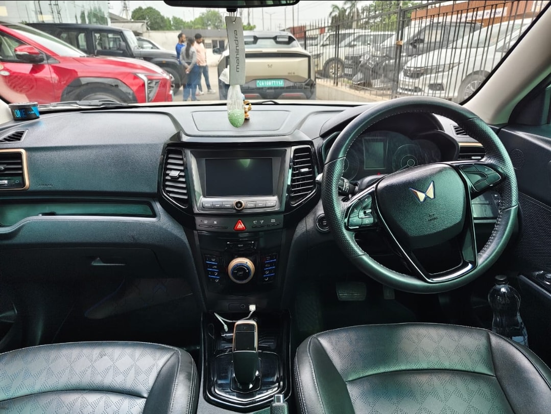 Used 2023 Mahindra XUV400 Used 2023 Mahindra XUV400