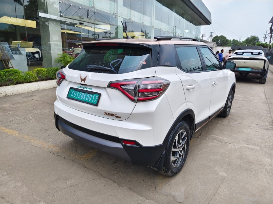 Used 2023 Mahindra XUV400 Used 2023 Mahindra XUV400