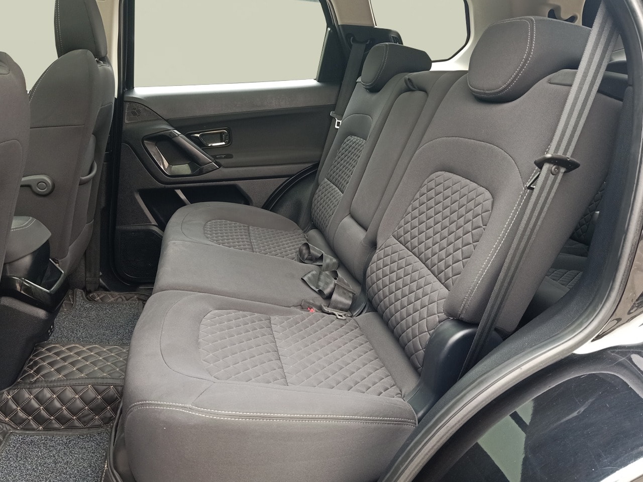 Used 2023 Tata Safari Used 2023 Tata Safari