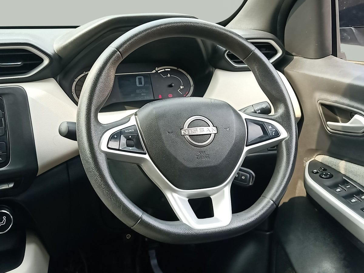 Used 2022 Nissan Magnite Used 2022 Nissan Magnite