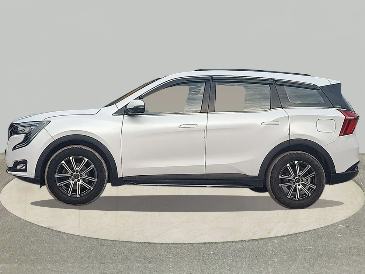 Used 2021 Mahindra XUV700 Used 2021 Mahindra XUV700