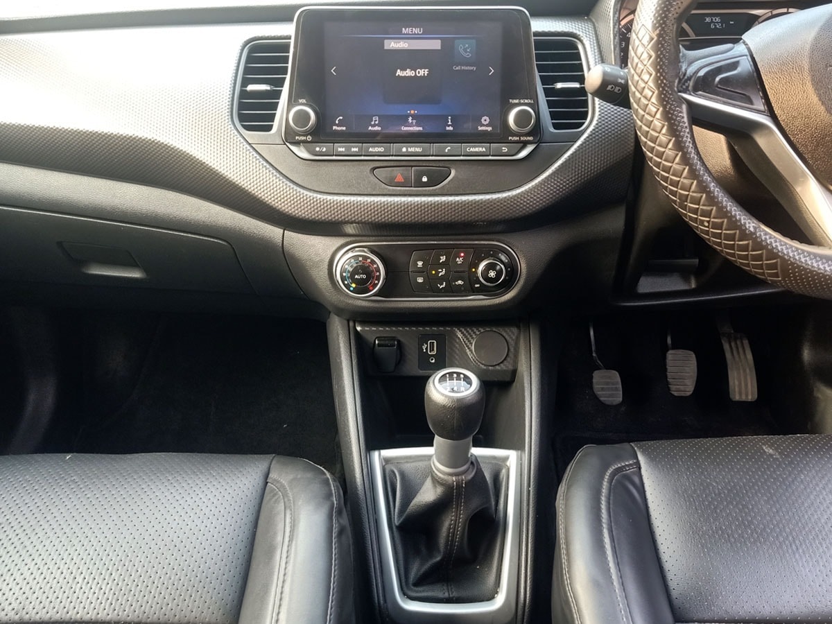 Used 2022 Nissan Kicks Used 2022 Nissan Kicks