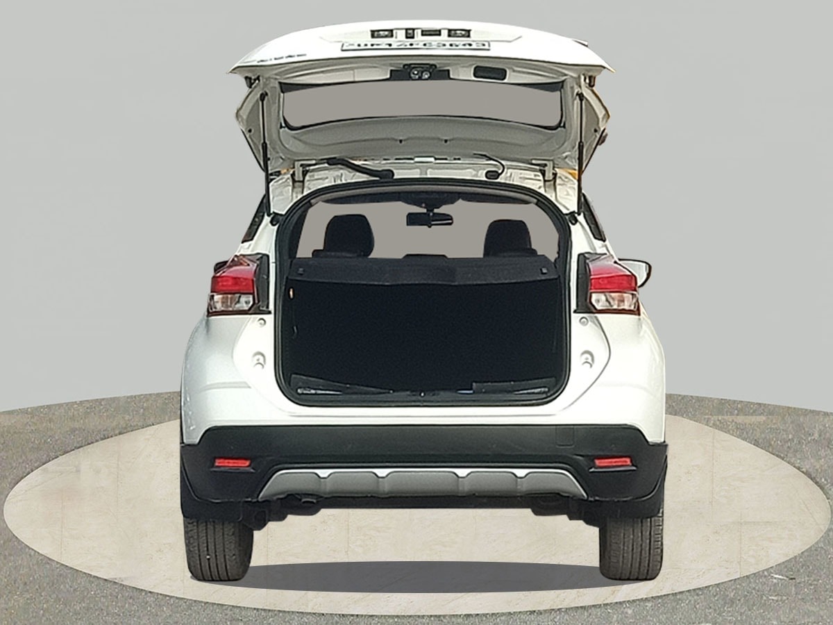 Used 2022 Nissan Kicks Used 2022 Nissan Kicks