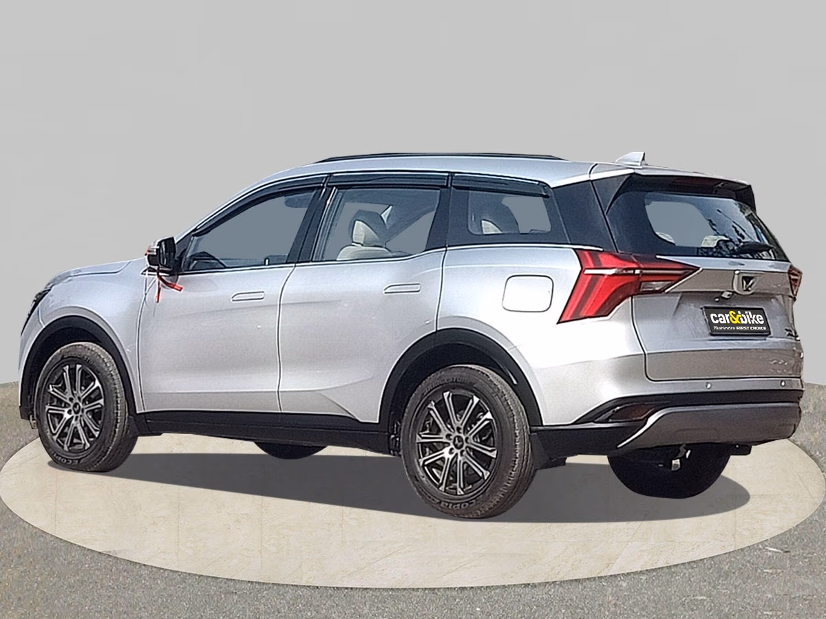 Used 2022 Mahindra XUV700 Used 2022 Mahindra XUV700