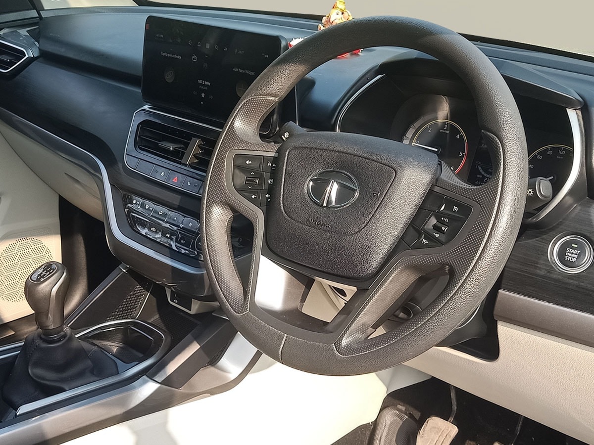 Used 2023 Tata Safari Used 2023 Tata Safari