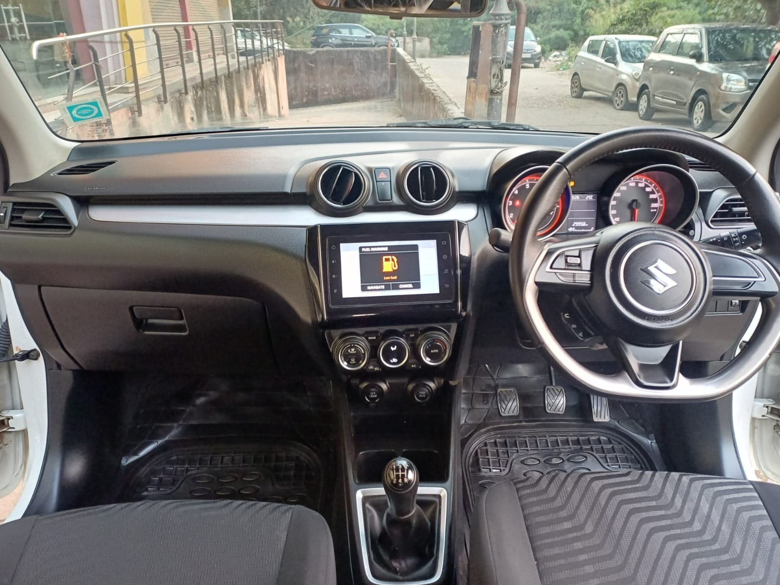 Used 2022 Maruti Suzuki Swift Used 2022 Maruti Suzuki Swift