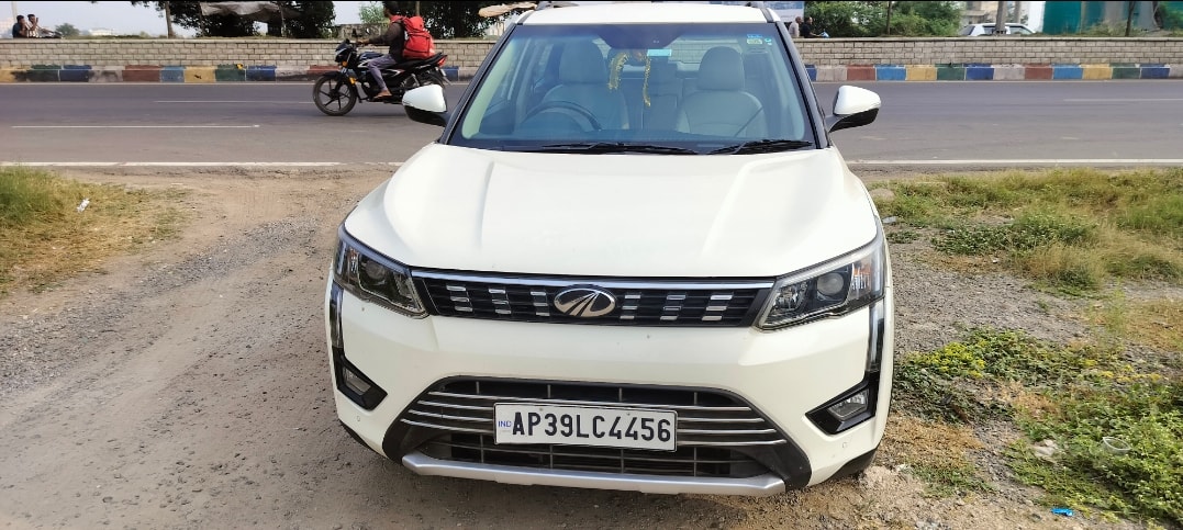 Used 2021 Mahindra XUV300 Used 2021 Mahindra XUV300