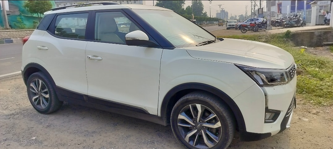 Used 2021 Mahindra XUV300 Used 2021 Mahindra XUV300