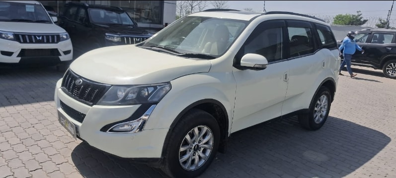 Used 2015 Mahindra XUV500 Used 2015 Mahindra XUV500