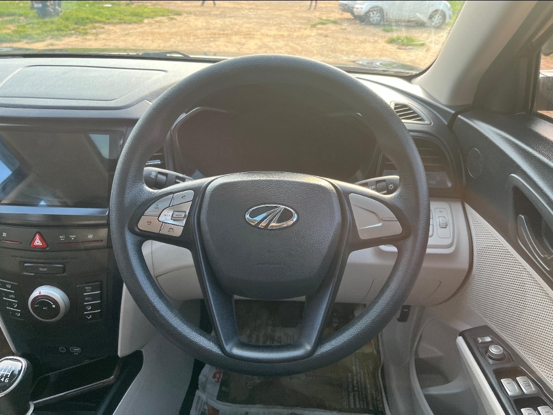 Used 2021 Mahindra XUV300 Used 2021 Mahindra XUV300