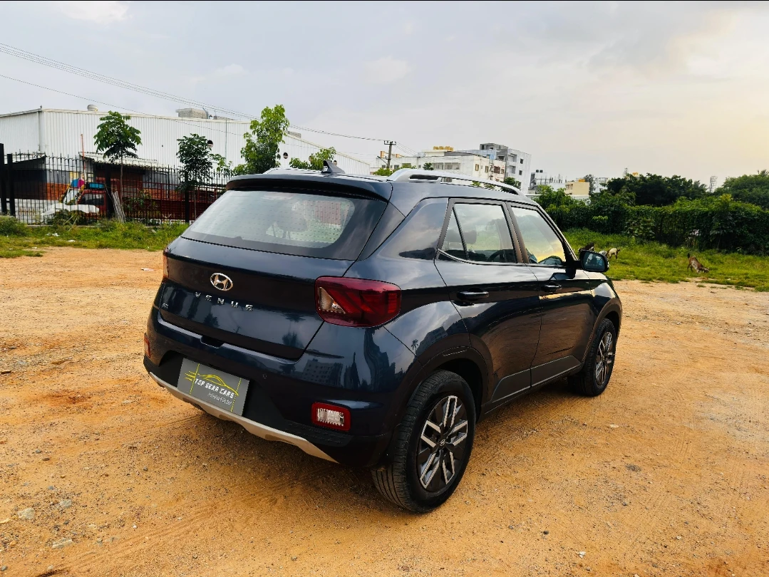 Used 2022 Hyundai Venue Used 2022 Hyundai Venue