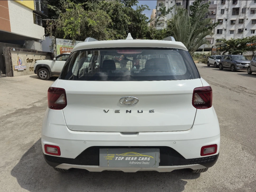 Used 2021 Hyundai Venue Used 2021 Hyundai Venue