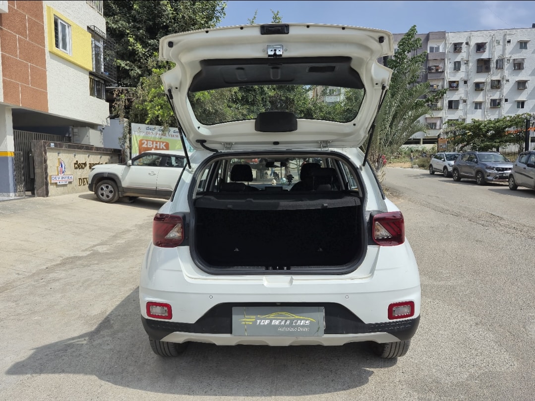 Used 2021 Hyundai Venue Used 2021 Hyundai Venue