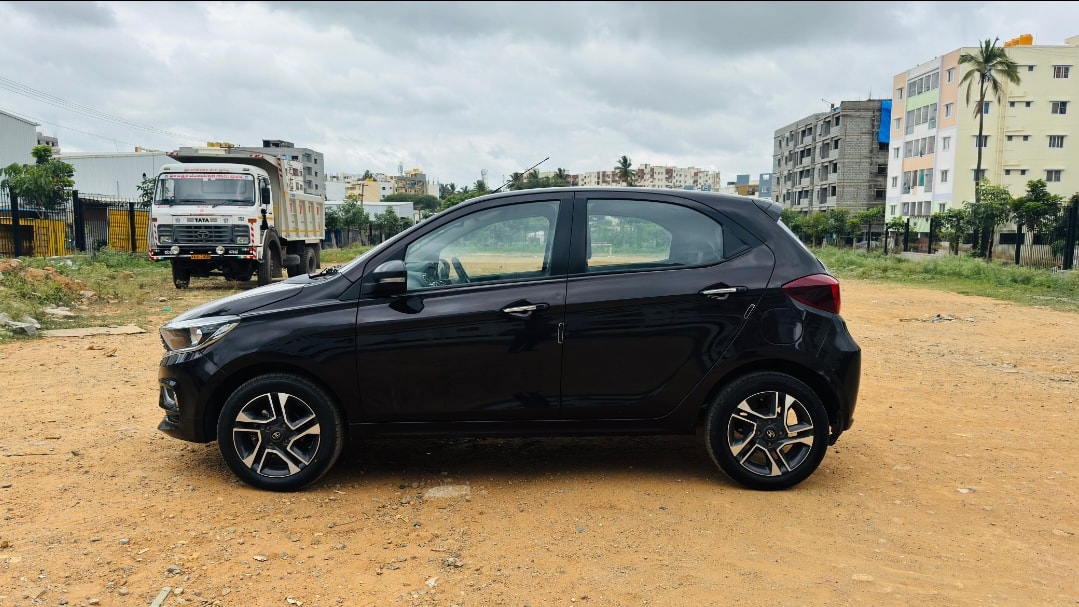 Used 2022 Tata Tiago Used 2022 Tata Tiago