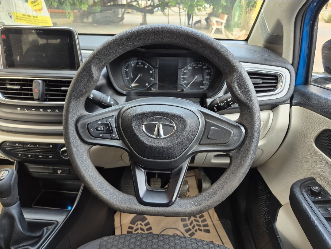 Used 2022 Tata Altroz Used 2022 Tata Altroz