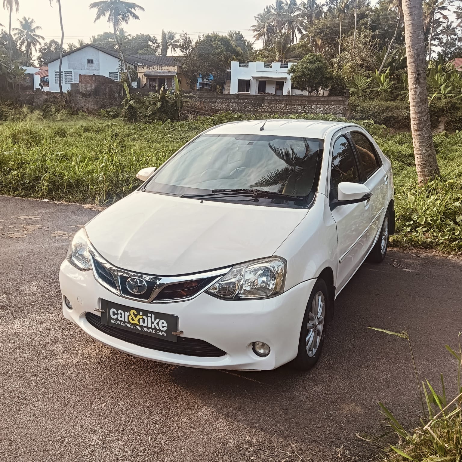 Etios image 5 Etios image 5